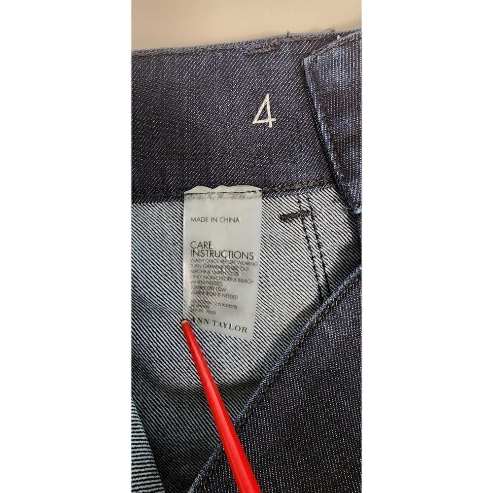 Ann Taylor Modern Fit Wide Leg Blue Denim Jeans Size 4 - Picture 5 of 5